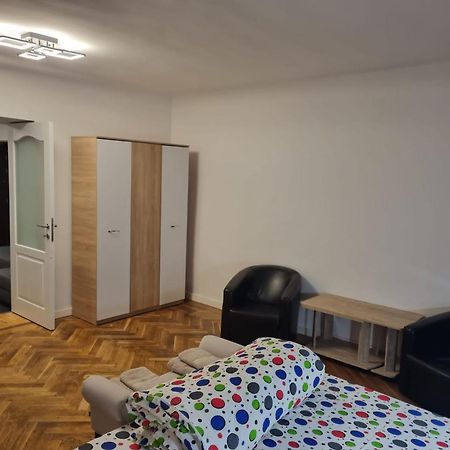 Demijloc 133 Lägenhet Braşov Exteriör bild
