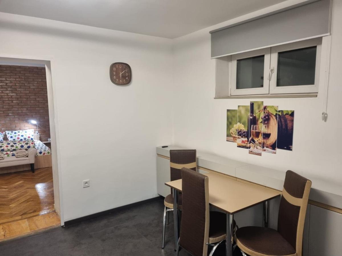 Demijloc 133 Lägenhet Braşov Exteriör bild